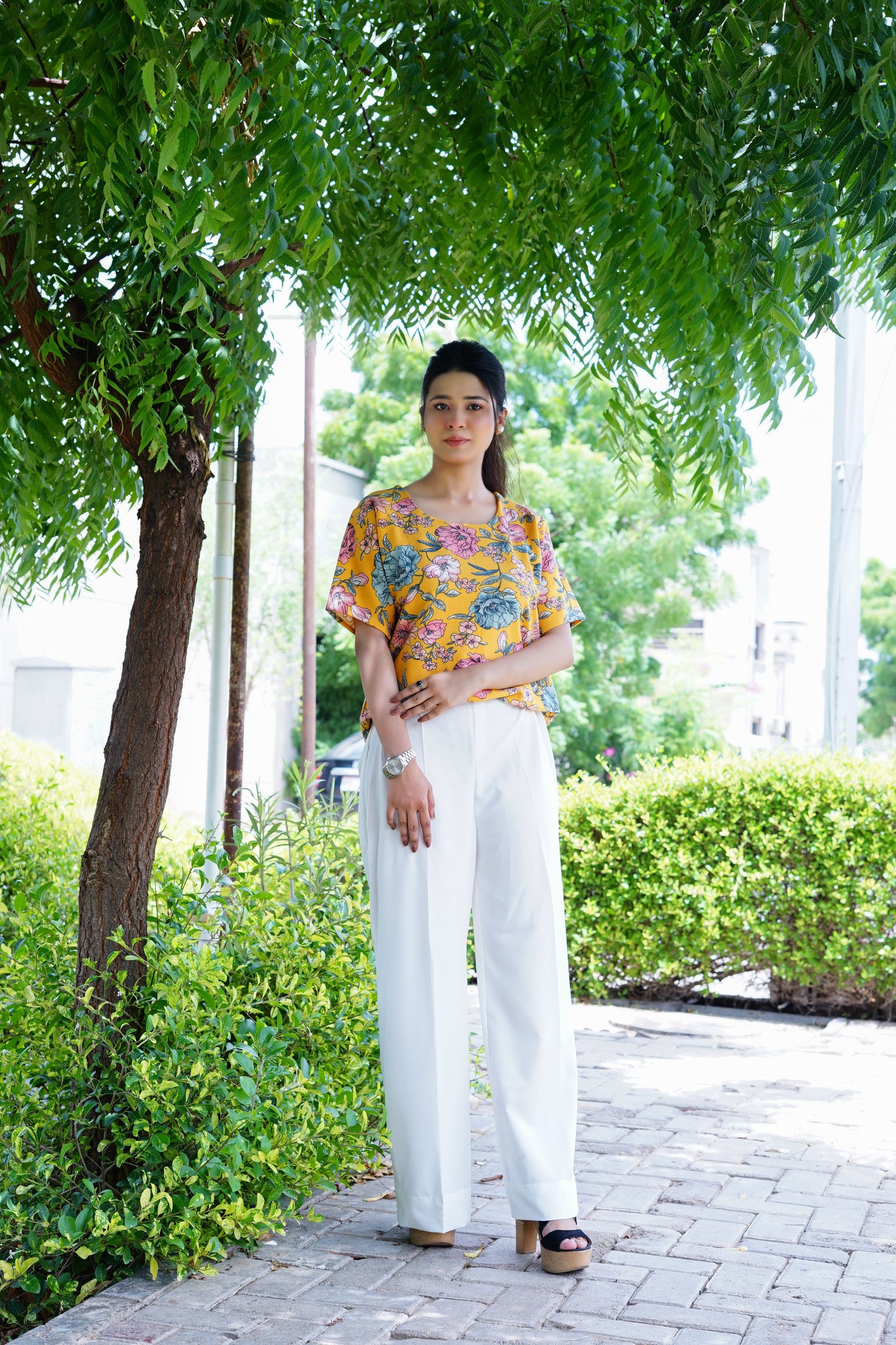 Yellow – Floral Printed Top with off-white high waist palazzo pant