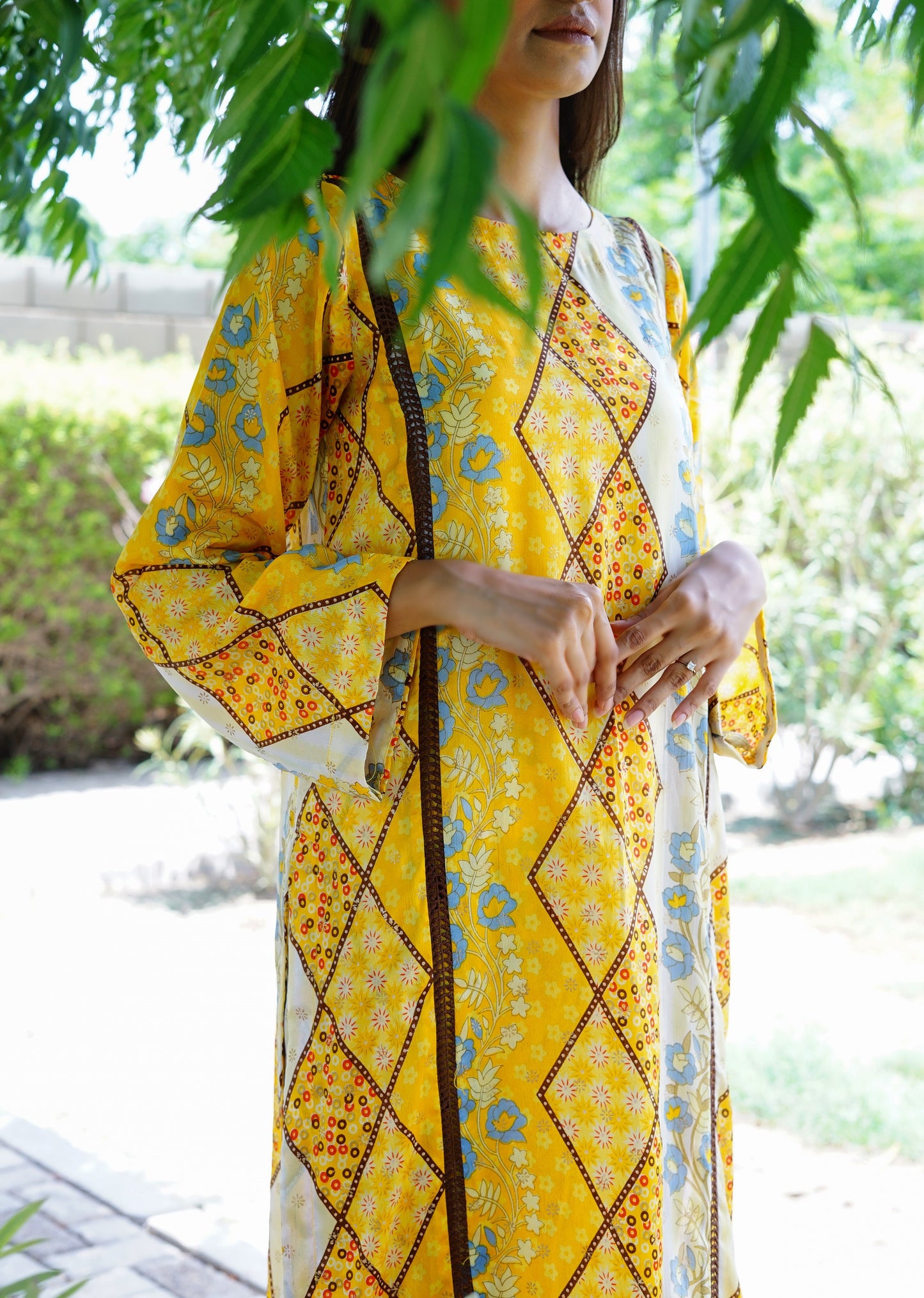 Yellow ochre – Printed long Straight shirt with trouser.