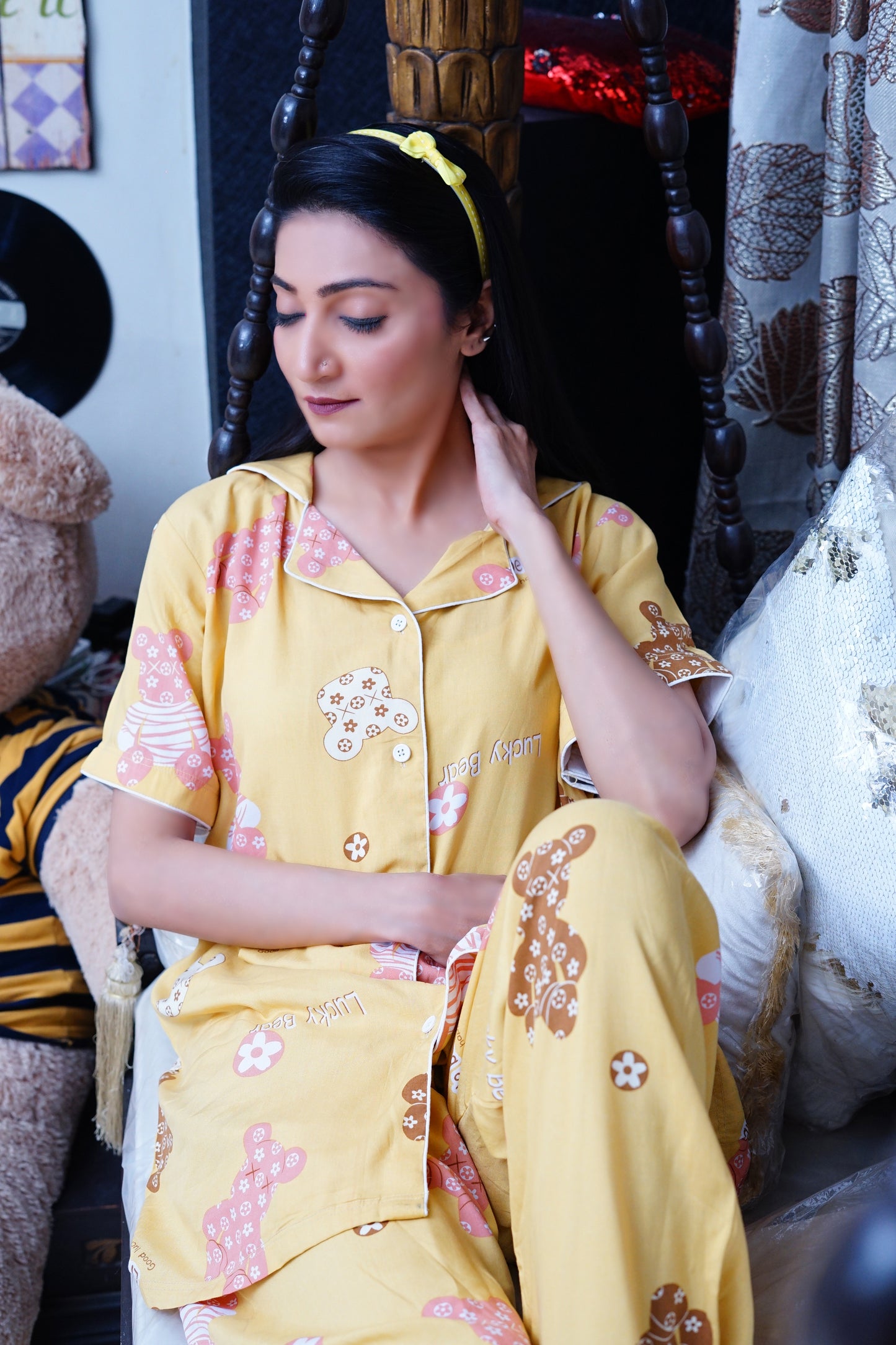 Mustad yellow- Printed Night Suit.