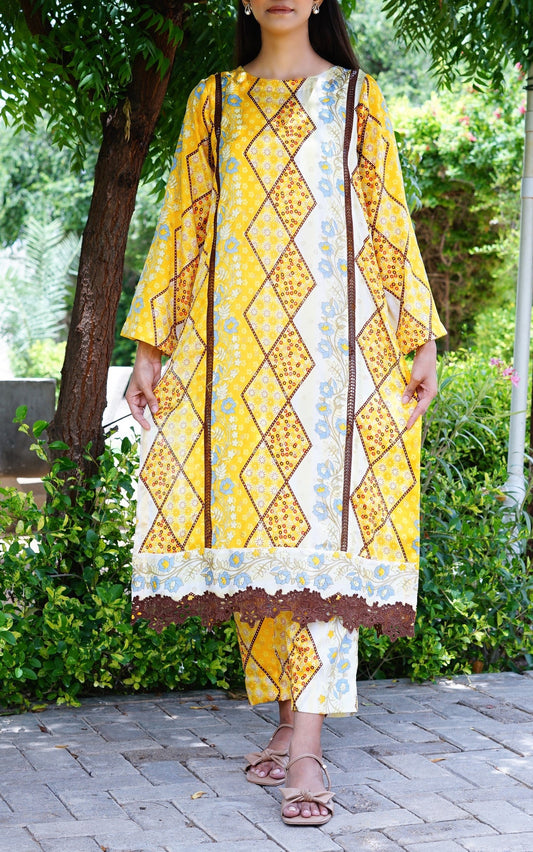 Yellow ochre – Printed long Straight shirt with trouser.